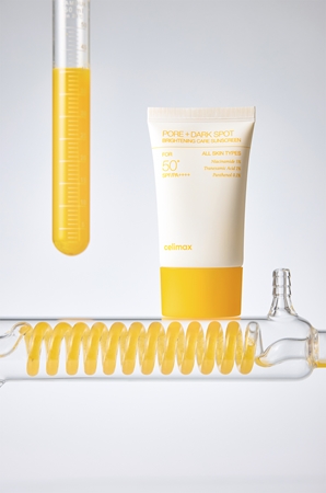celimax Pore+Dark Spot Brightening Care Suncream Uppljusande kräm för solning SPF 50+