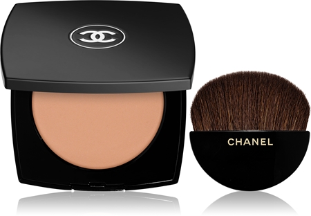 Chanel Les Beiges Healthy Glow Sheer Powder sheer powder with a brightening effect