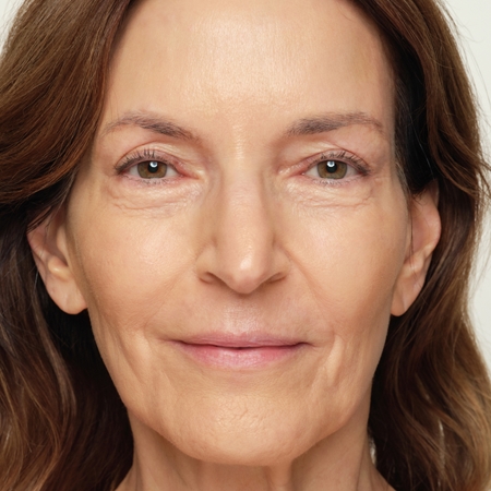 Chantecaille Just Skin Tinted Moisturizer Tinted Moisturiser with Brightening Effect SPF 15