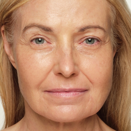 Chantecaille Just Skin Tinted Moisturizer Tinted Moisturiser with Brightening Effect SPF 15