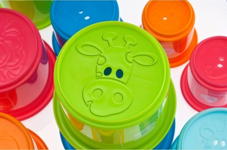 Chicco 2 in 1 Stacking Cups copos para empilhar