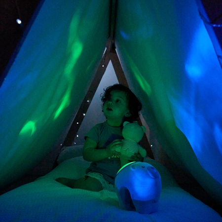 Chicco Cot And Nightstand Projector Polar Bear projetor 2 em 1