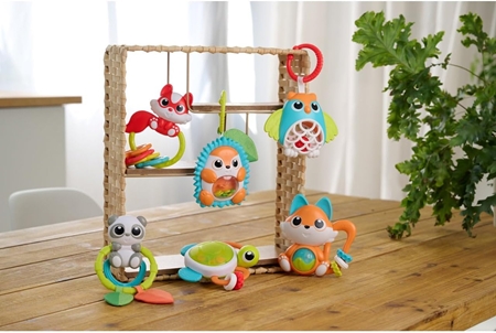 Chicco Owl Rattle contrast hanging toy with rattle