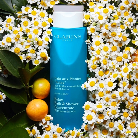 Clarins Relax Bath & Shower Concentrate χαλαρωτικό τζελ για μπάνιο και ντους με αιθέρια έλαια