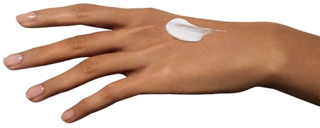 Clarins Hand and Nail Treatment Cream hranjiva krema za ruke i nokte