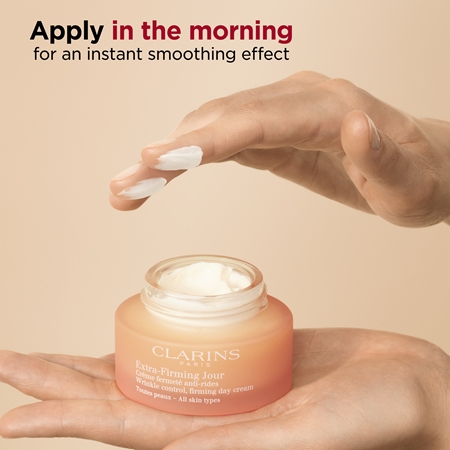 Clarins Extra-Firming Day crema de zi pentru lifting pentru toate tipurile de ten