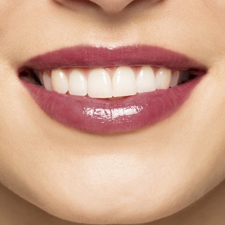 Clarins Lip Perfector Shimmer lesk na rty s hydratačním účinkem