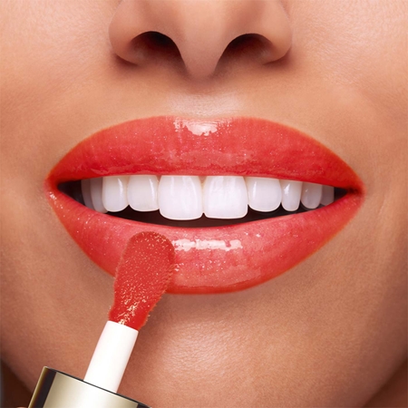 Clarins Lip Comfort Oil olej na pery s hydratačným účinkom
