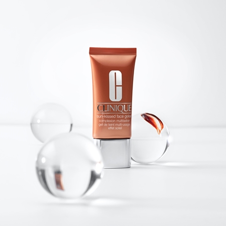 Clinique Sun-Kissed Face Gelee gel léger éclat instantané
