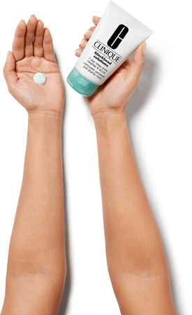 Clinique Blackhead Solutions 7 Day Deep Pore Cleanse & Scrub čistilni piling za obraz proti črnim pikicam
