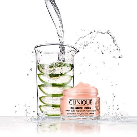 Clinique Moisture Surge™ 100H Auto-Replenishing Hydrator hidratáló géles krém