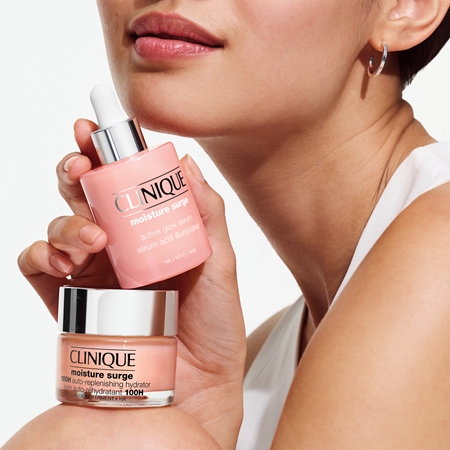 Clinique Moisture Surge™ Active Glow Serum regenerating and brightening serum