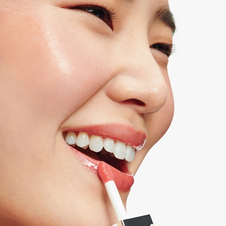 Clinique Pop™ Lip and Cheek Oil Multipurpose Oil for lips and cheeks