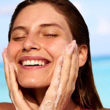 Coco & Eve Fruit Enzyme Cleanser gel-creme de limpeza para rosto