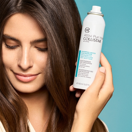 Collistar Hair Niacinamide Dry Shampoo suchý šampon pro absorpci přebytečného mazu a pro osvěžení vlasů s niacinamidem