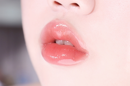 Colorgram Fruity Glass Tint Long-Lasting Lip Gloss with moisturising effect