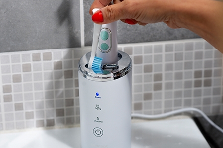 Concept Perfect Smile ZK4040 electric toothbrush with UV sanitizer