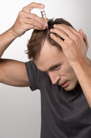 Crescina Transdermic 200 Re-Growth and Anti-Hair Loss coffret cadeau pour stimuler la repousse des cheveux pour homme