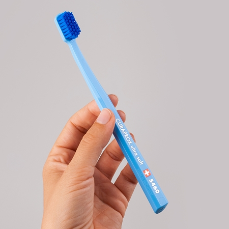Curaprox 5460 Ultra Soft dantų šepetėlis