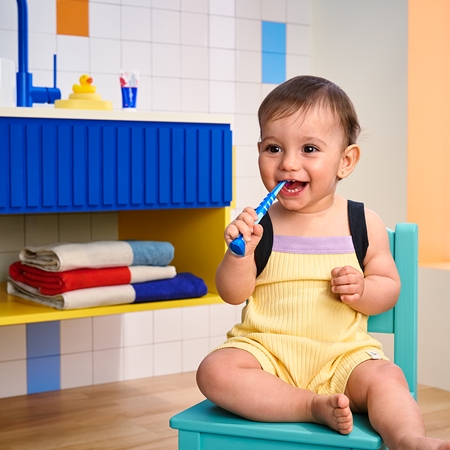 Curaprox Baby szczoteczka do zębów dla dzieci