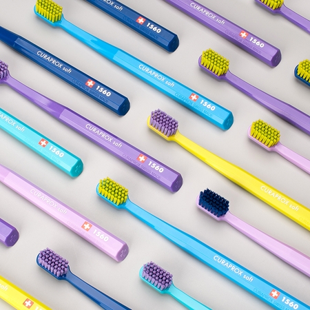 Curaprox 1560 Soft spazzolino da denti soft