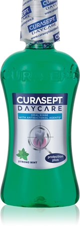 Curasept Daycare Strong Mint vodica za usta za kompletnu zaštitu zubi i svježi dah