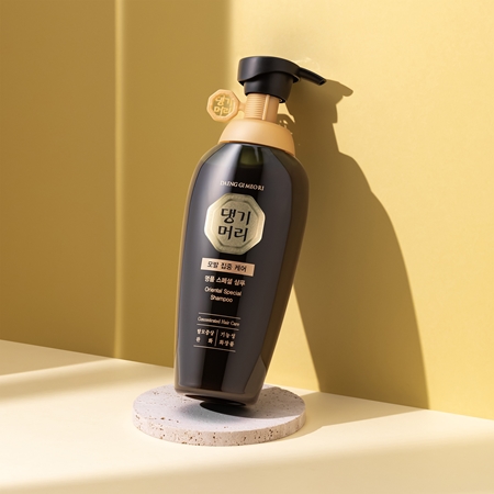 DAENG GI MEO RI Oriental Special Shampoo Nourishing Shampoo against hair loss