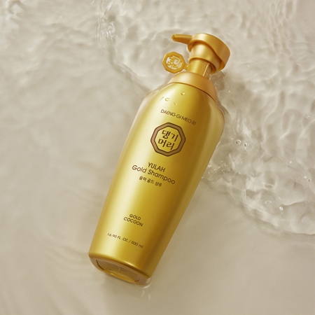 DAENG GI MEO RI Yula Gold Shampoo intenzív tápláló sampon az erős és fénylő hajért