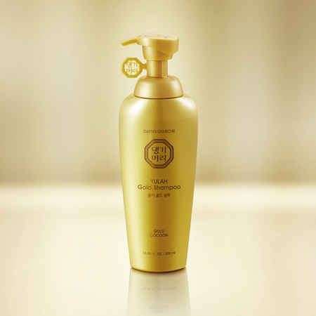 DAENG GI MEO RI Yula Gold Shampoo intenzív tápláló sampon az erős és fénylő hajért