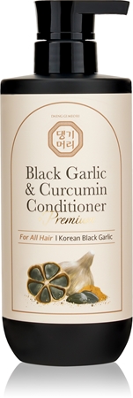 DAENG GI MEO RI Black Garlic & Curcumin Treatment pečující kondicionér pro hustotu vlasů a ochranu proti lámavosti