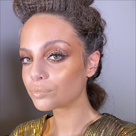 Danessa Myricks Beauty Colorfix Foils večnamensko ličilo za oči, ustnice in obraz