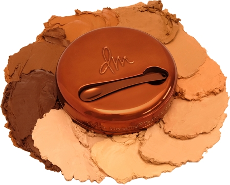 Danessa Myricks Beauty Yummy Skin Blurring Balm Powder Compact Cream Foundation