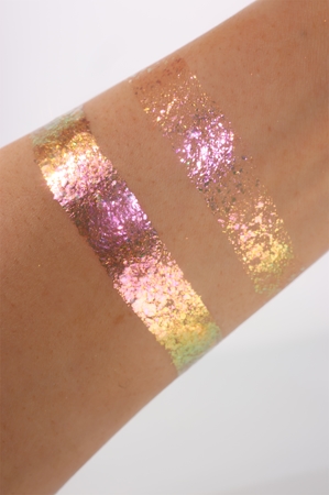 Danessa Myricks Beauty Infinite Chrome Flakes αστραφτερές σκιές ματιών