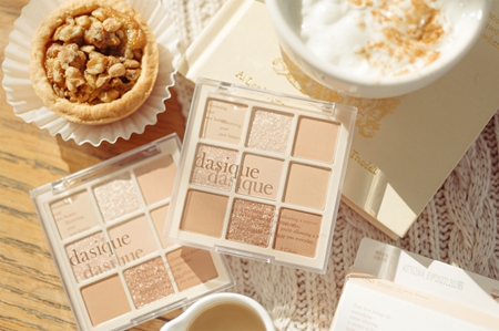 Dasique Eye Shadow Pallete eyeshadow palette