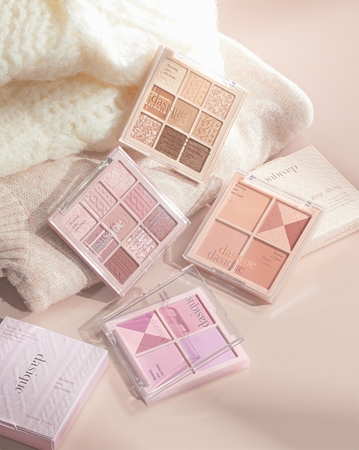 Dasique Eye Shadow Pallete eyeshadow palette