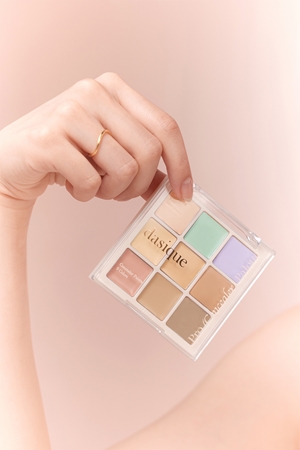 Dasique Pro Concealer Palette Concealer Palette for skin with imperfections