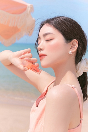 Dasique Juicy Dewy Lip Tint Summer Coral Collection Long-Lasting Lip Gloss