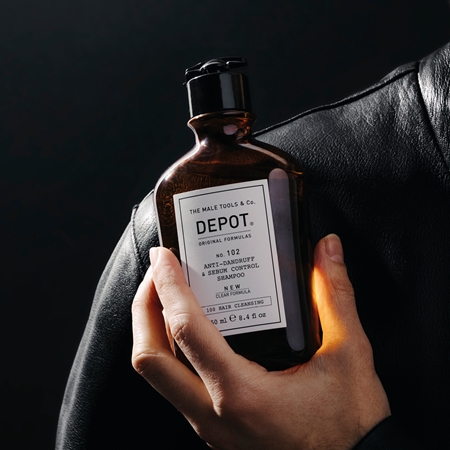 DEPOT 100 HAIR CLEANSING NO. 102 PURIFYING & SEBUM CONTROL Shampoo, das das Gleichgewicht der Kopfhaut wiederherstellt