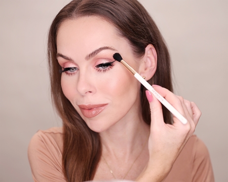 Dermacol Accessories Master Brush by PetraLovelyHair kulatý štětec na oční stíny