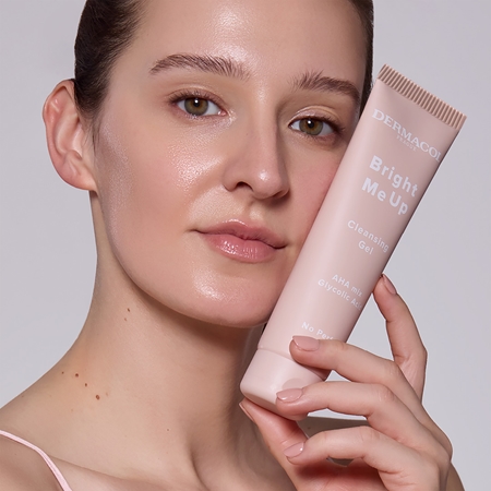 Dermacol Bright Me Up Cleansing Gel Attīroša želeja ar pīlinga efektu sejai