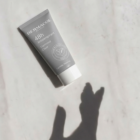 Dermacol 48h Antiperspirant anti-transpirant crème avec effets apaisants