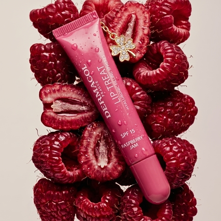 Dermacol Lip Treat ενυδατικό λιπ γκλος SPF 15