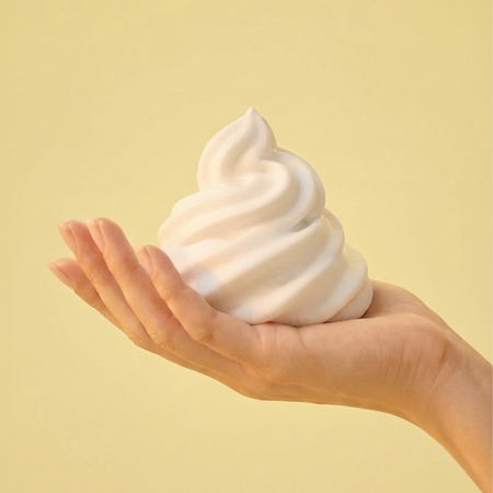 DESERVED Whipped Shower Foam Honey Greek Yogurt mousse de douche corps