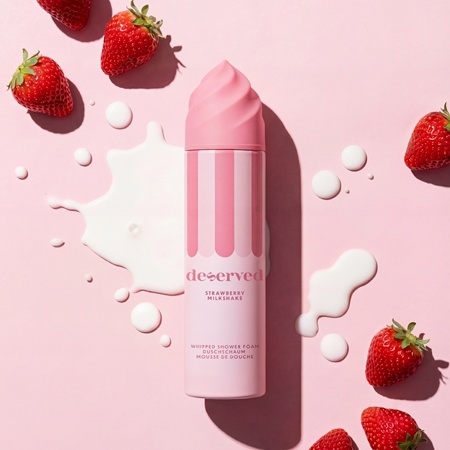DESERVED Whipped Shower Foam Strawberry Milkshake mousse de douche corps