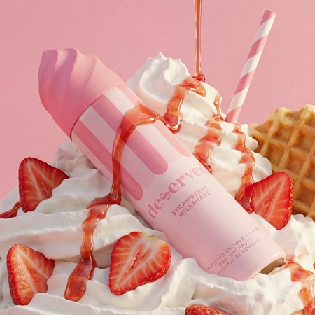 DESERVED Whipped Shower Foam Strawberry Milkshake mousse de douche corps