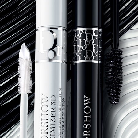 DIOR Diorshow řasenka pro prodloužení a zahuštění řas