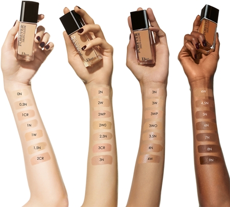 DIOR Dior Forever Skin Glow rozjasňující hydratační make-up SPF 35