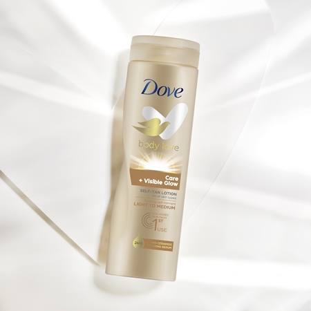 Dove Body Love savaiminio įdegio pienelis kūnui