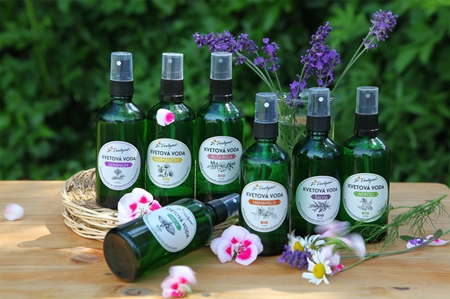 Dr. Feelgood BIO Lavender upokojujúca kvetinová voda s levanduľou
