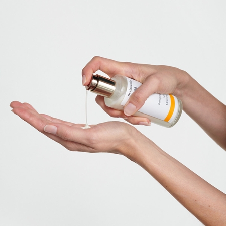 Dr. Hauschka Clenasing And Tonization Soothing Cleansing Milk latte detergente viso
